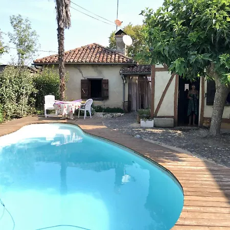 Casa vacanze Maison Chaleureuse Avec Piscine Partagee A Gee Riviere 55 M² Gee-Riviere
