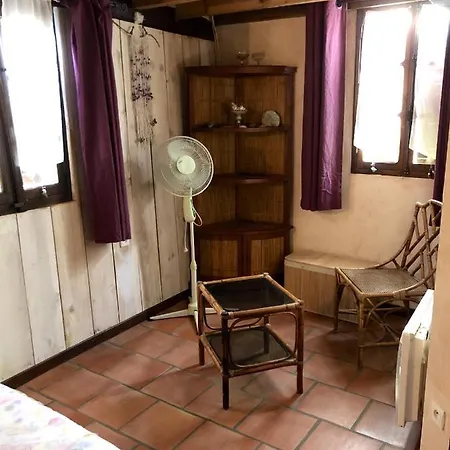 Maison Chaleureuse Avec Piscine Partagee A Gee Riviere 55 M² *