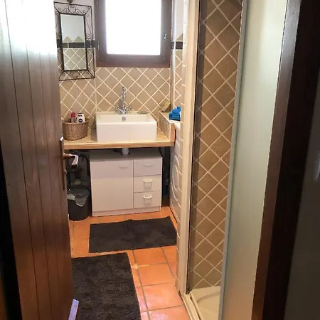 Casa vacanze Maison Chaleureuse Avec Piscine Partagee A Gee Riviere 55 M² Gee-Riviere