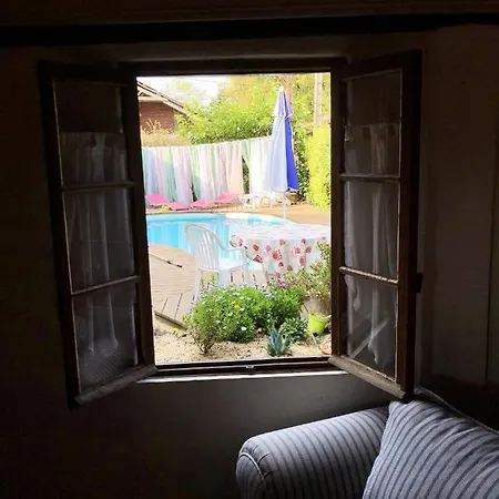 Casa vacanze Maison Chaleureuse Avec Piscine Partagee A Gee Riviere 55 M² *